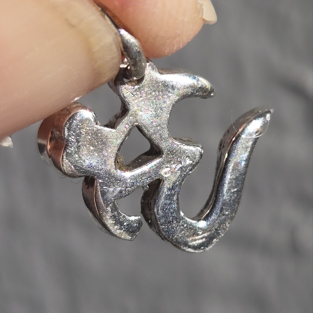 Topaz sterling Ohm symbol pendant - Picture 5 of 6